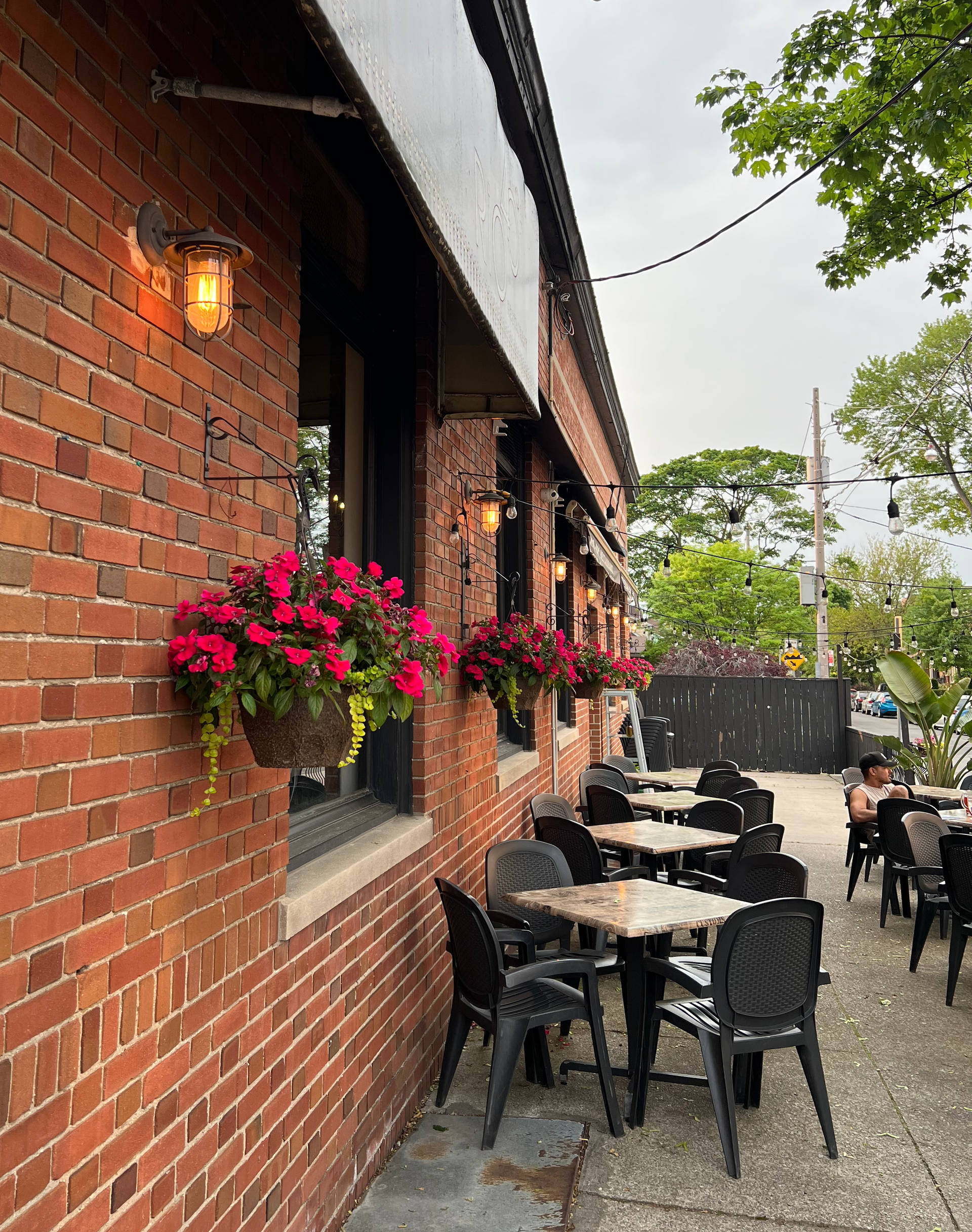 Sidewalk patio
